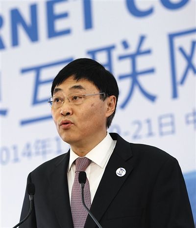 尚冰 新上任的中国移动董事长尚冰，1955年出生，历任辽宁省经济技术开发公司总经理、中国联通辽宁分公司总经理、中国联通公司总裁、中国电信副总经理等职。2011年7月，尚冰调任工信部党组成员、副部长，2015年1月，兼任国家网信办副主任。