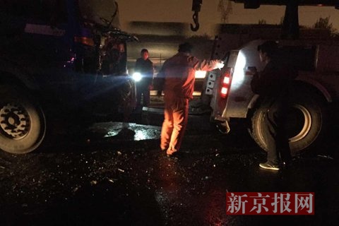 事故车辆被清理。新京报记者 彭子洋 摄