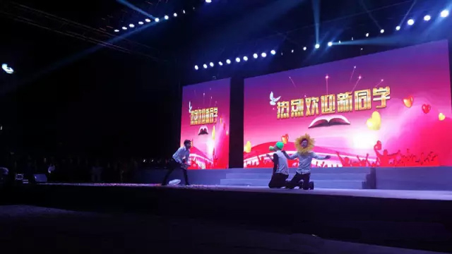 博文中学篝火晚会