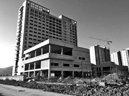 停工的五星级酒店