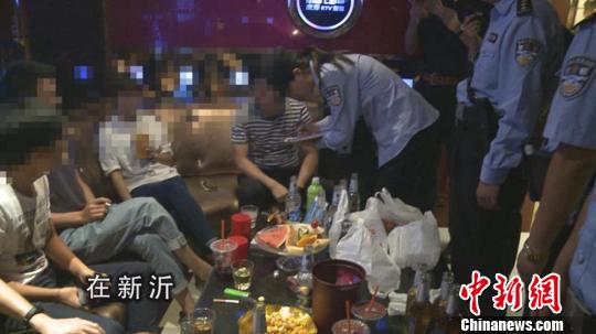 徐州警方开展打黑除恶围猎2号集中行动。警方供图