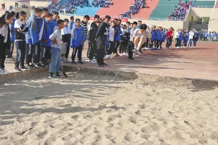 南陵萃英园中学第八届田径运动会圆满落幕
